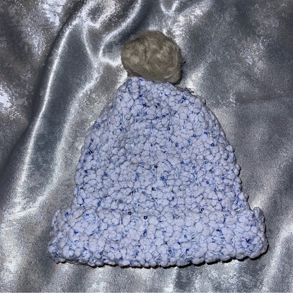 Light blue winter hat / beanie